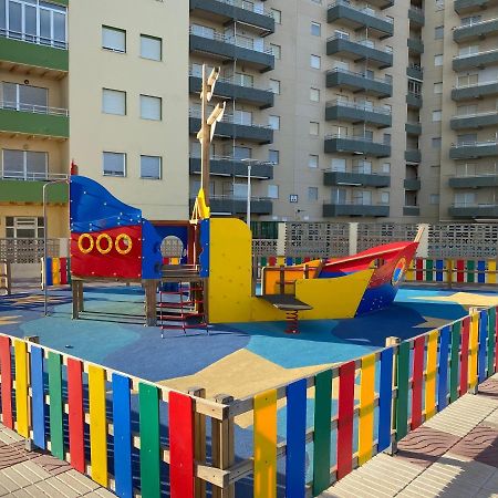 Beachfront And Bright Apartment Mareny Barraquetas Zewnętrze zdjęcie