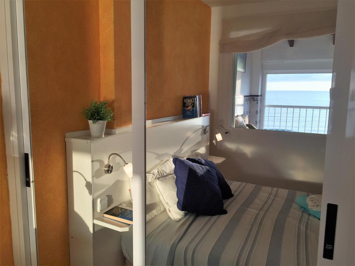 Beachfront And Bright Apartment Mareny Barraquetas Zewnętrze zdjęcie
